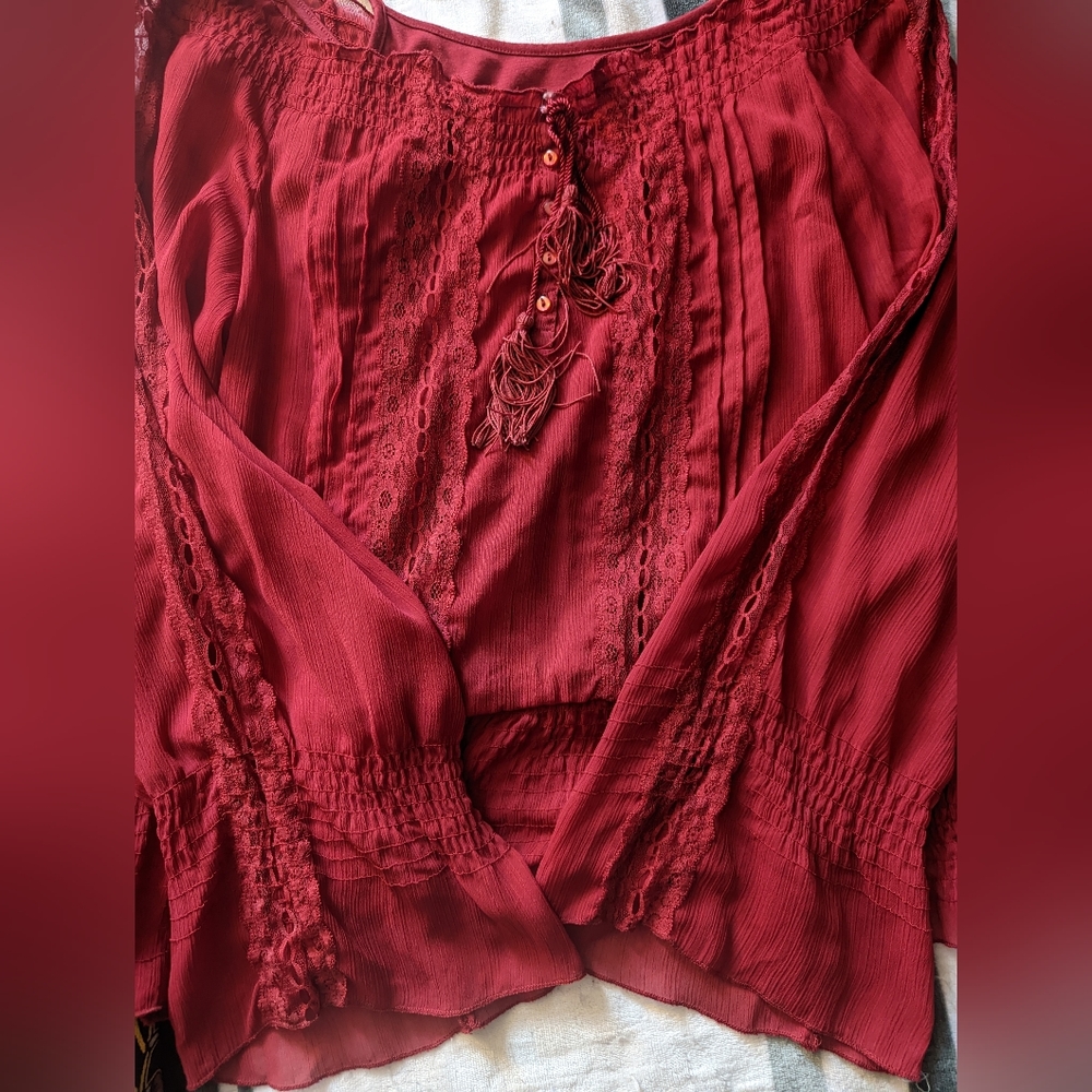 Women's Boho style peasant blouse.